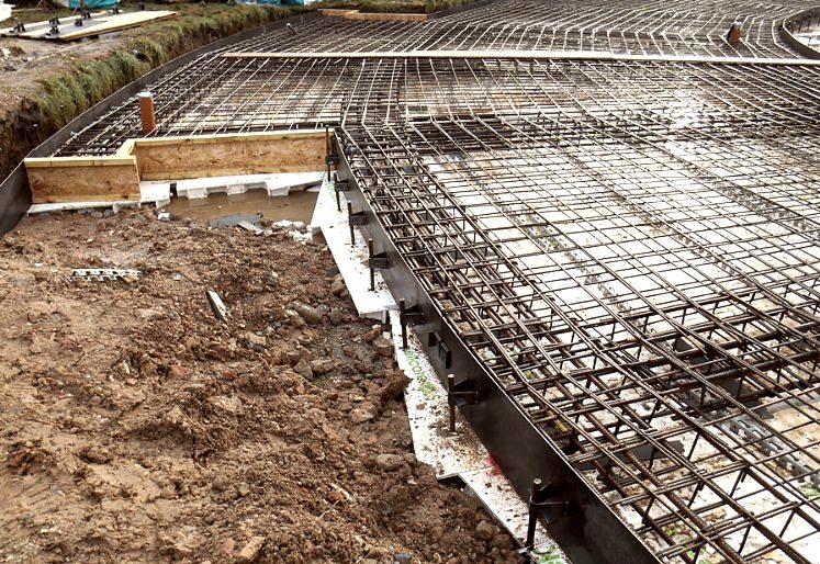 Foundation rebar grid preparation